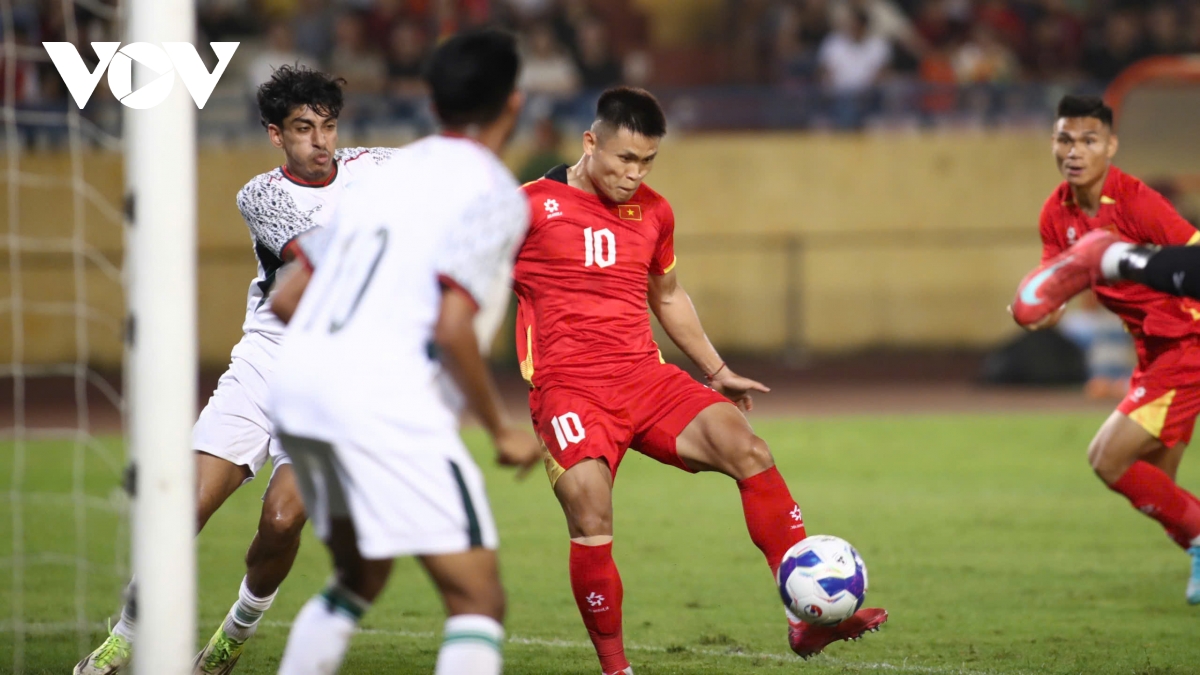 Dt viet nam thang dam Dt bangladesh trong ngay ra mat cua hoang hen hinh anh 2