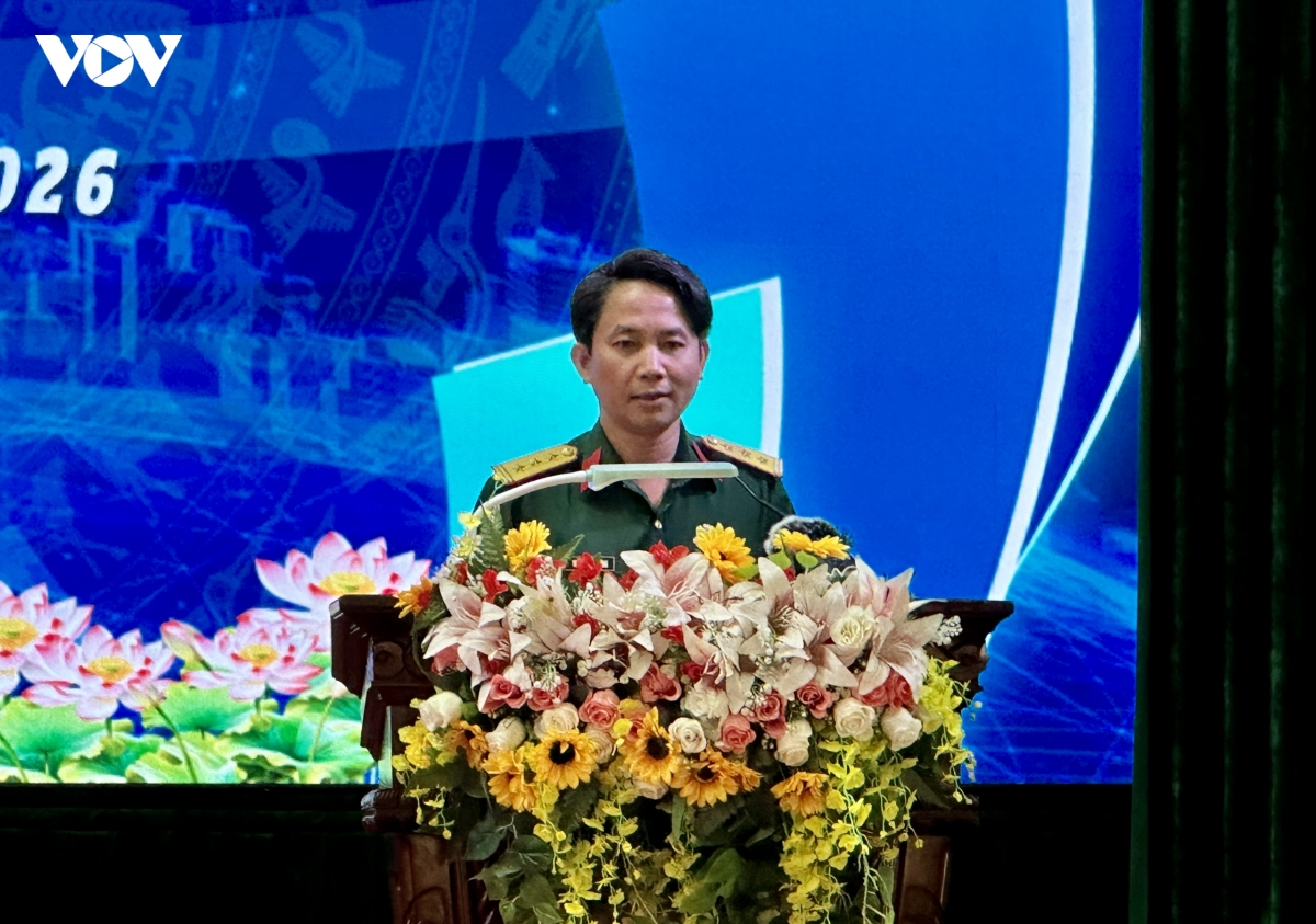 tuoi tre luc luong vu trang vung buoc duoi co Dang hinh anh 1