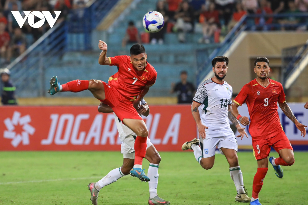 Dt viet nam thang dam Dt bangladesh trong ngay ra mat cua hoang hen hinh anh 21