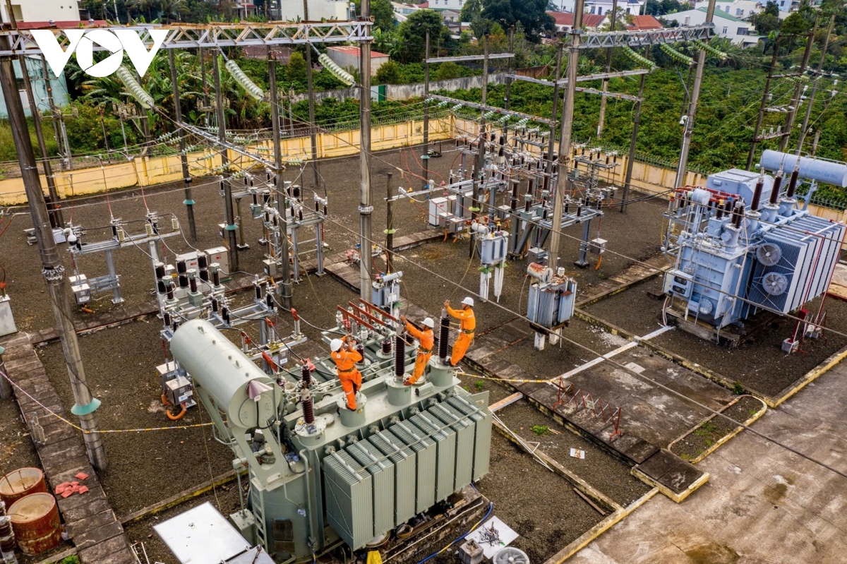 evncpc san sang dam bao cung cap dien an toan, lien tuc phuc vu ngay bau cu hinh anh 1