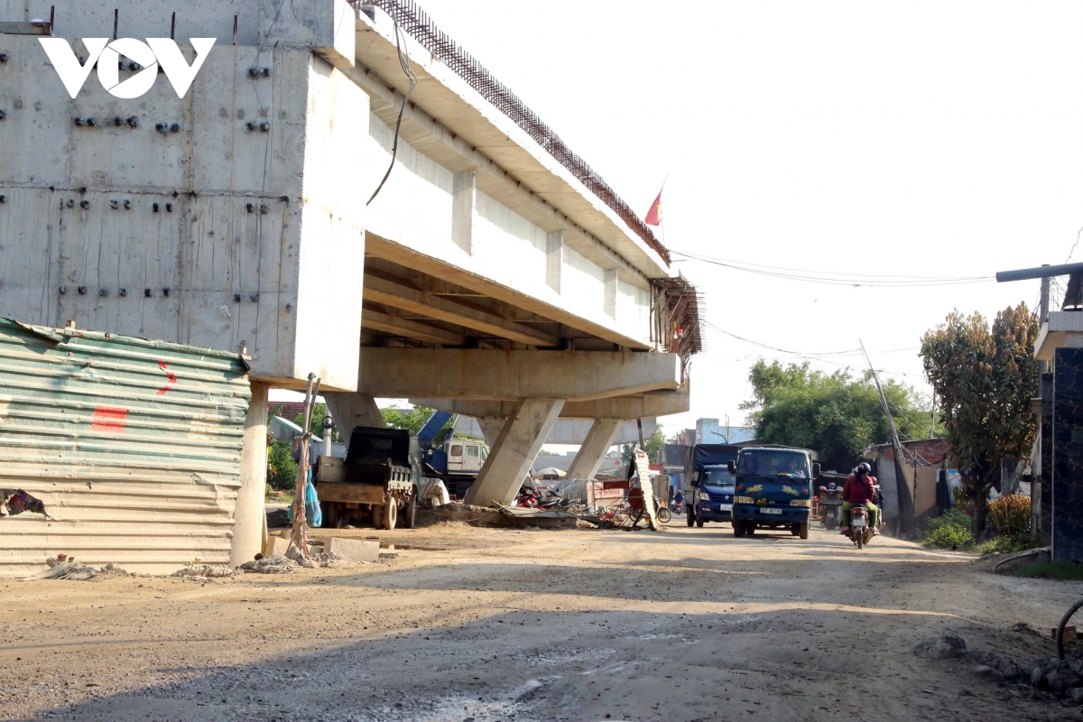 nang cap quoc lo 14e keo dai chu dau tu do loi do ong troi hinh anh 1