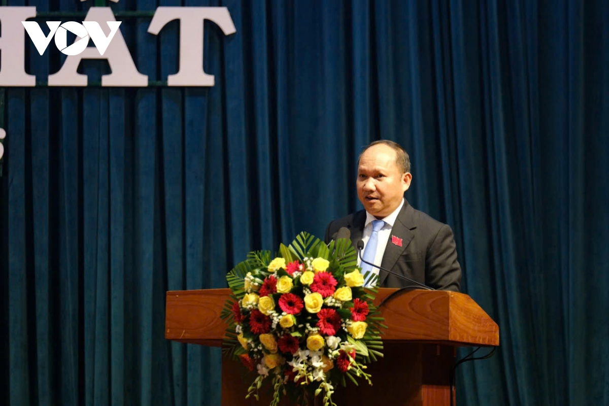 Ong rah lan chung dac cu chu tich hDnd tinh gia lai hinh anh 1