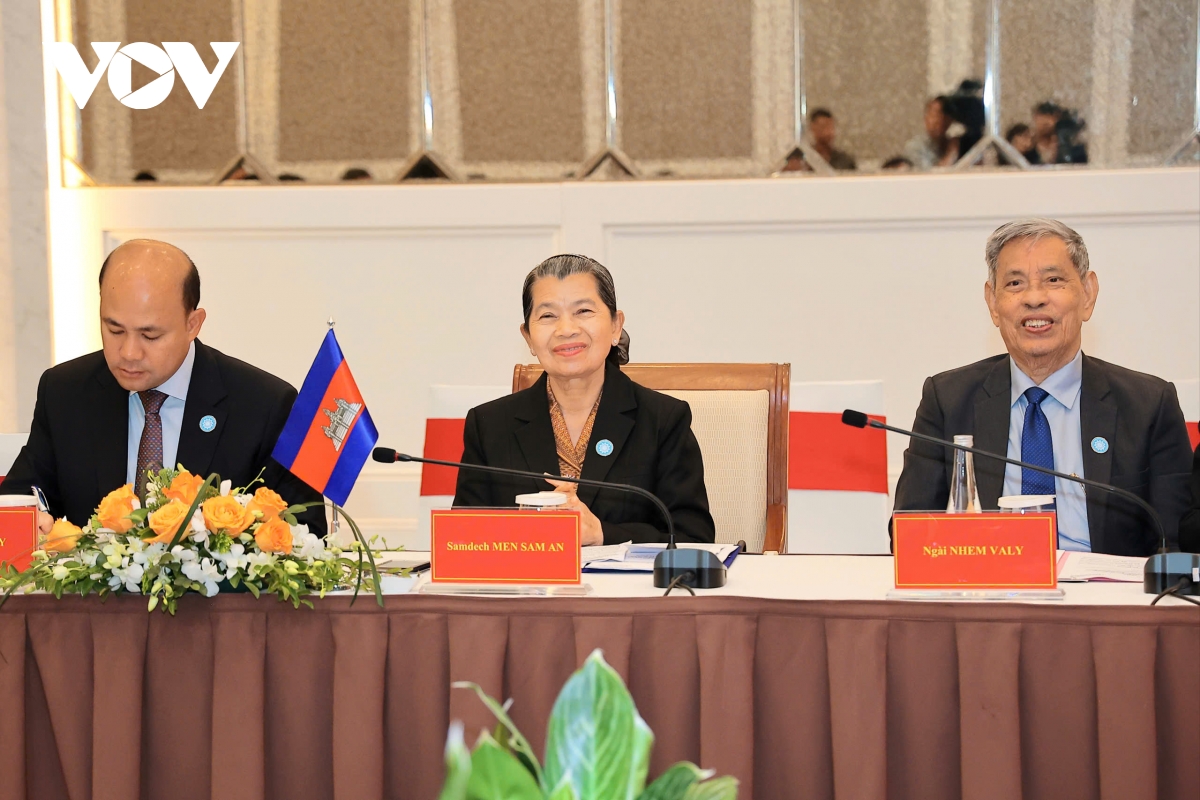 cung co hop tac mat tran, vun dap quan he viet nam - campuchia hinh anh 3