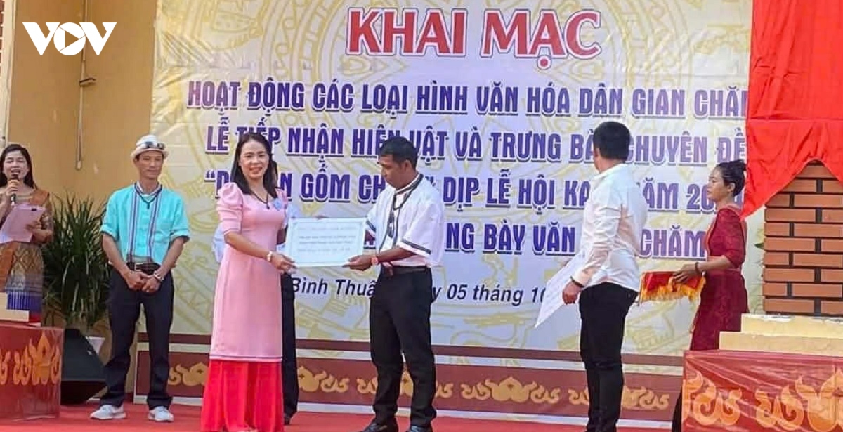 nguoi phu nu cham tu quan ly van hoa den ung cu dai bieu quoc hoi khoa xvi hinh anh 2