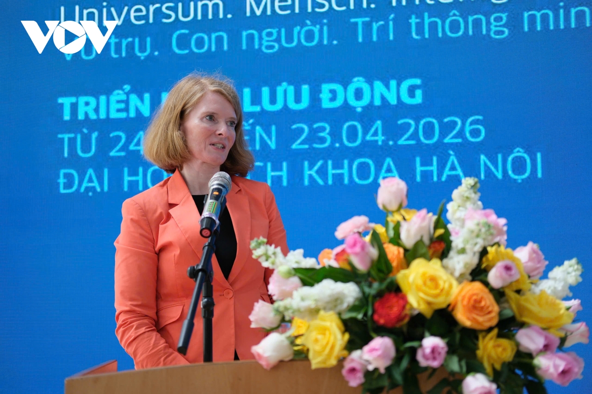 trien lam khoa hoc Duc tai ha noi giai ma vu tru, con nguoi va ai hinh anh 1