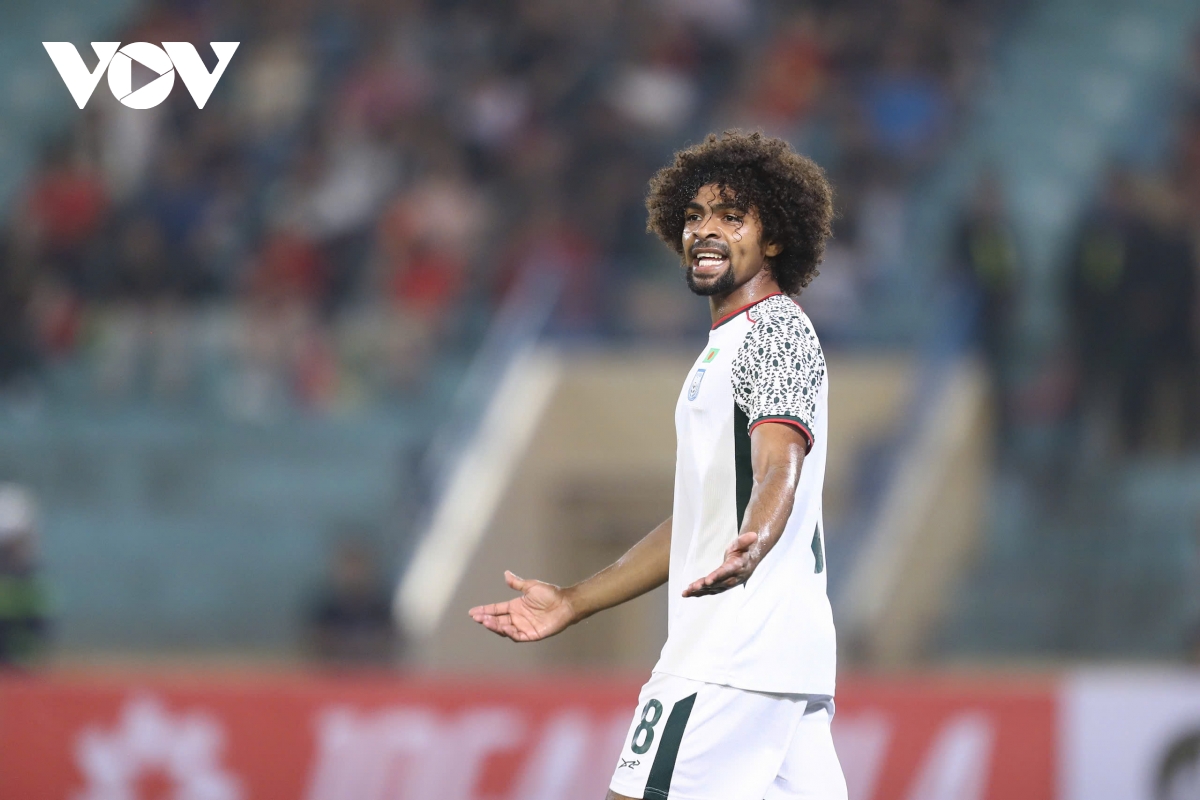 Dt viet nam thang dam Dt bangladesh trong ngay ra mat cua hoang hen hinh anh 25