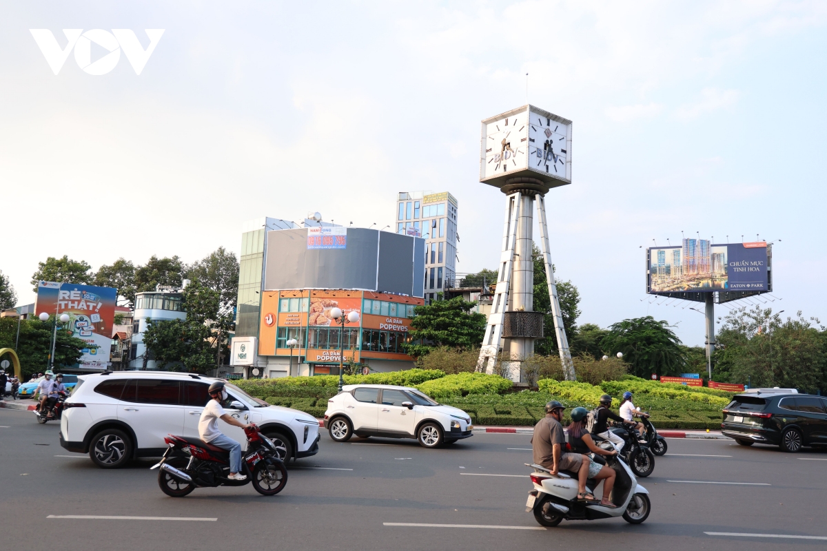 tp.hcm de xuat thao do diem nong gt vong xoay Dien bien phu - nguyen binh khiem hinh anh 2