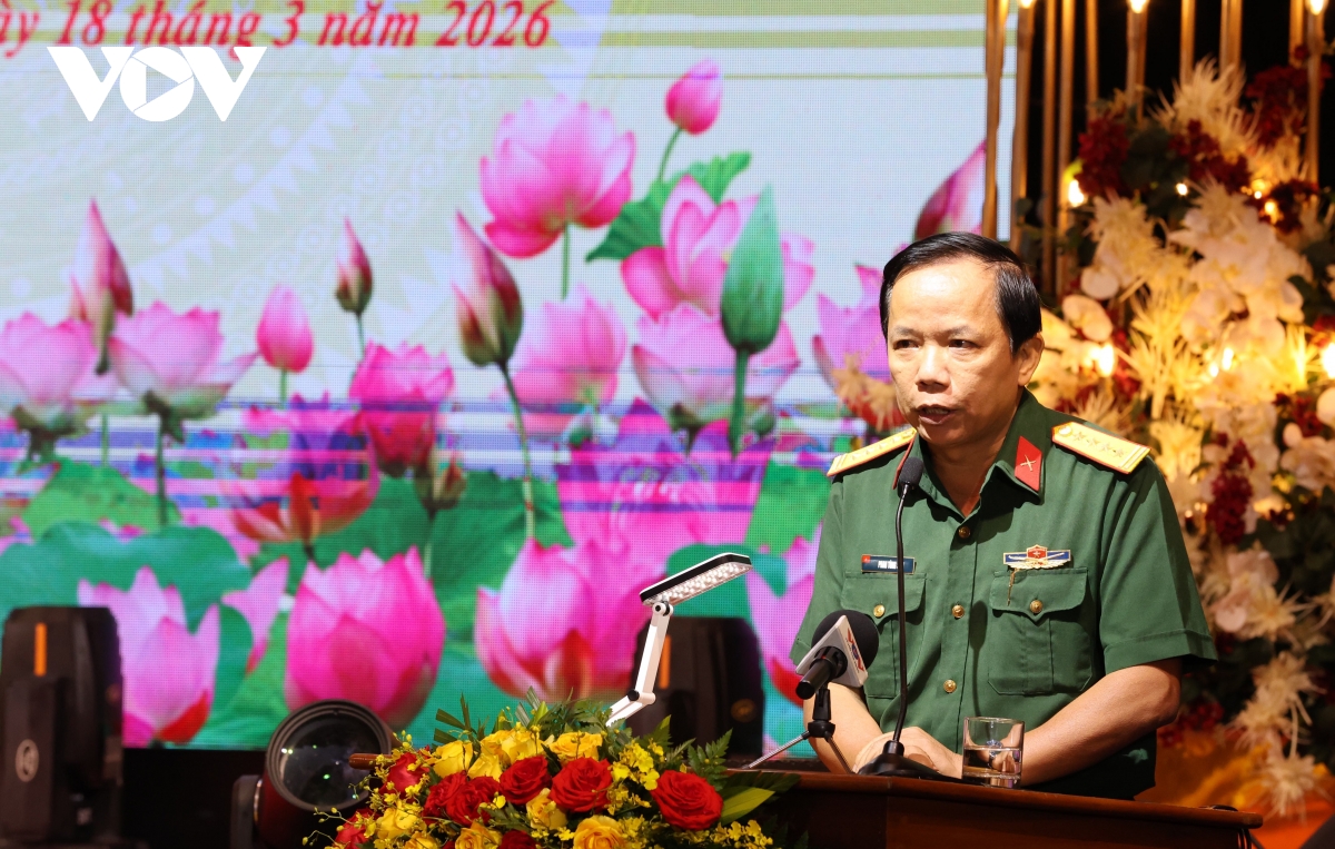 bao chi can chuyen minh tu trang thai chi phan anh sang viec kien tao hinh anh 3