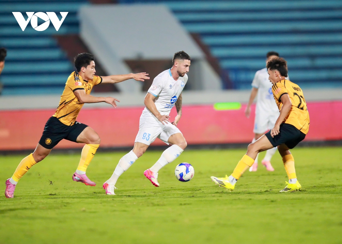 ket qua v-league nam Dinh thang nghet tho thanh hoa, Da nang hoa kich tinh hagl hinh anh 7