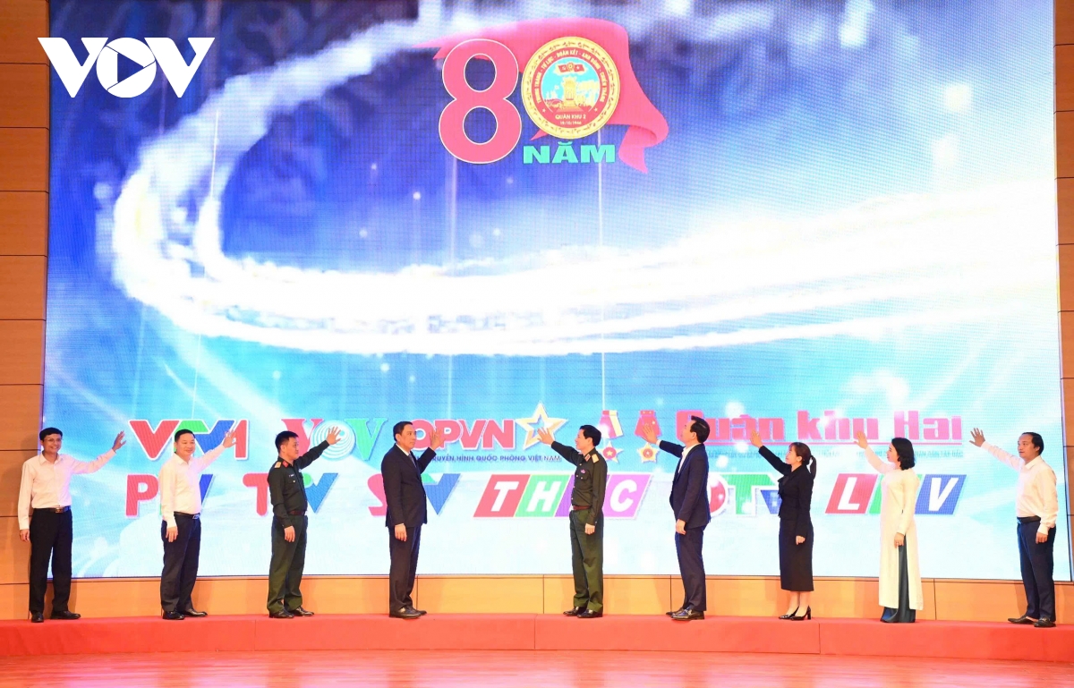 tang cuong phoi hop tuyen truyen nhiem vu quan su, quoc phong trong tinh hinh moi hinh anh 4