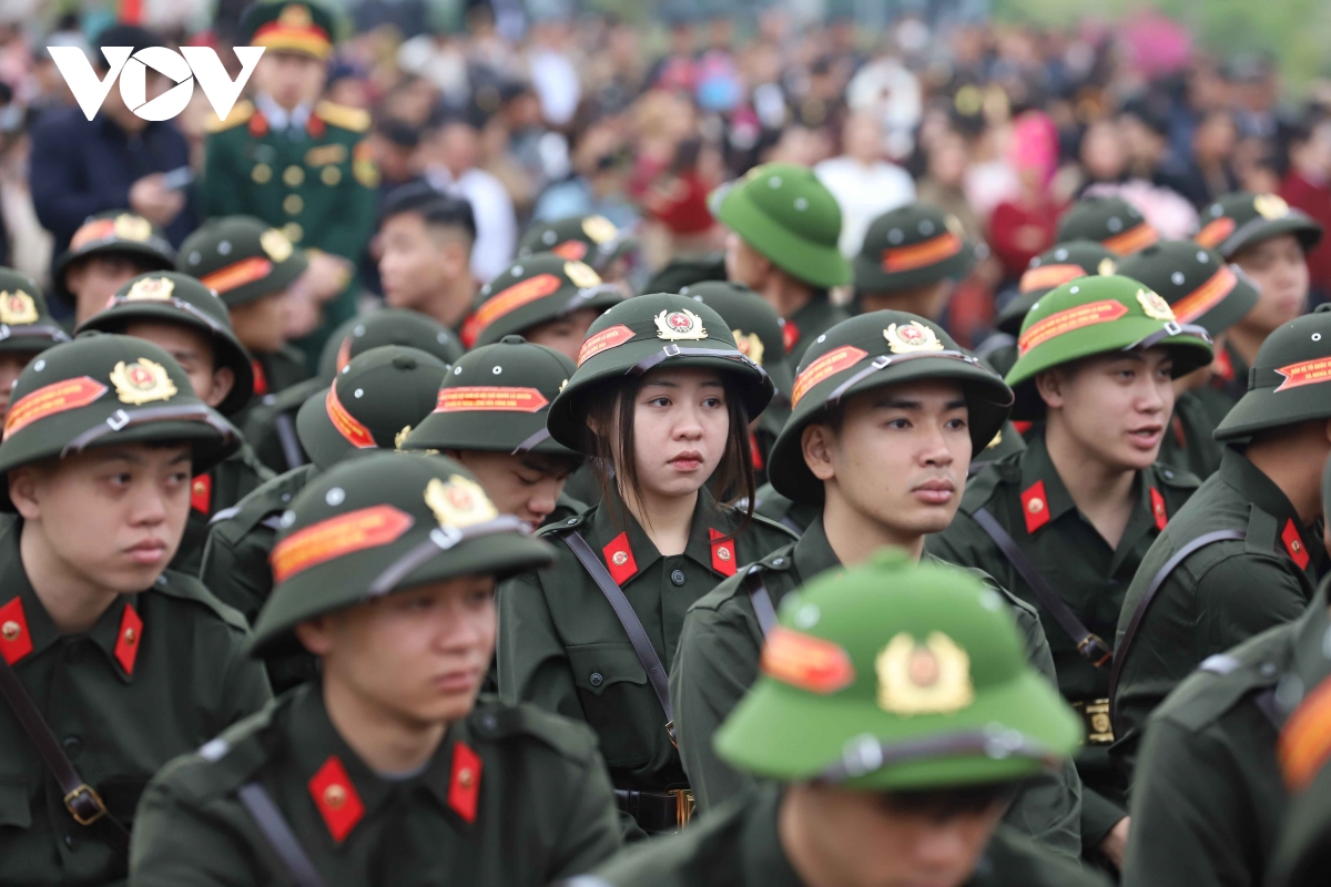 gan 3.300 thanh nien Dien bien, son la no nuc len duong nhap ngu hinh anh 2