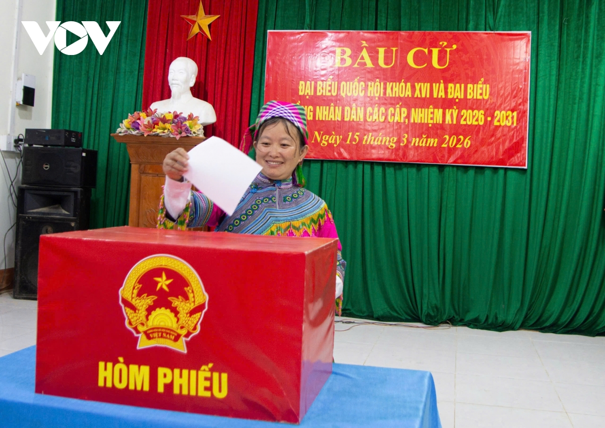 toan canh ngay bau cu 15 3 nhung hinh anh xuc dong tu khap moi mien hinh anh 21