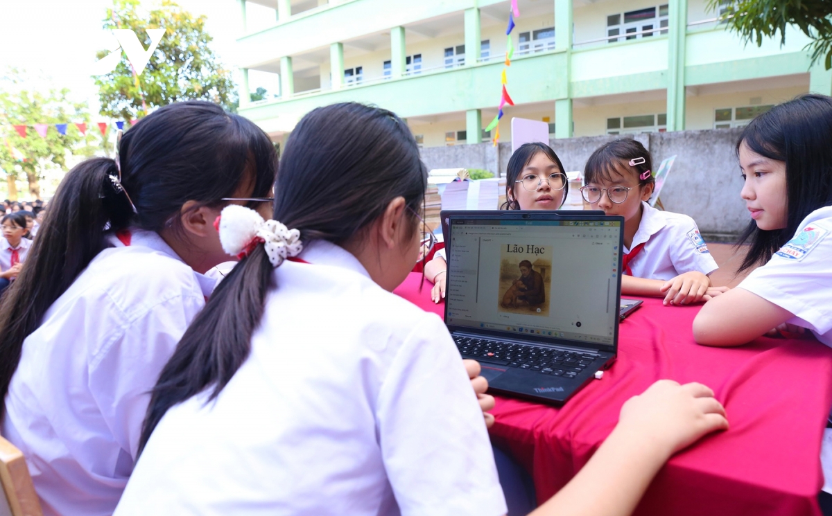 can bo co so tai quang ninh thay doi tu thuc tien, huong toi phuc vu nguoi dan hinh anh 5