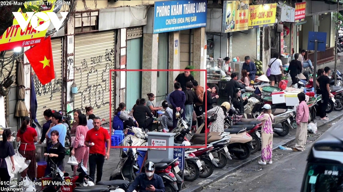 chi mot ngay, camera ai o ha noi phat nguoi 390 truong hop vi pham trat tu do thi hinh anh 4