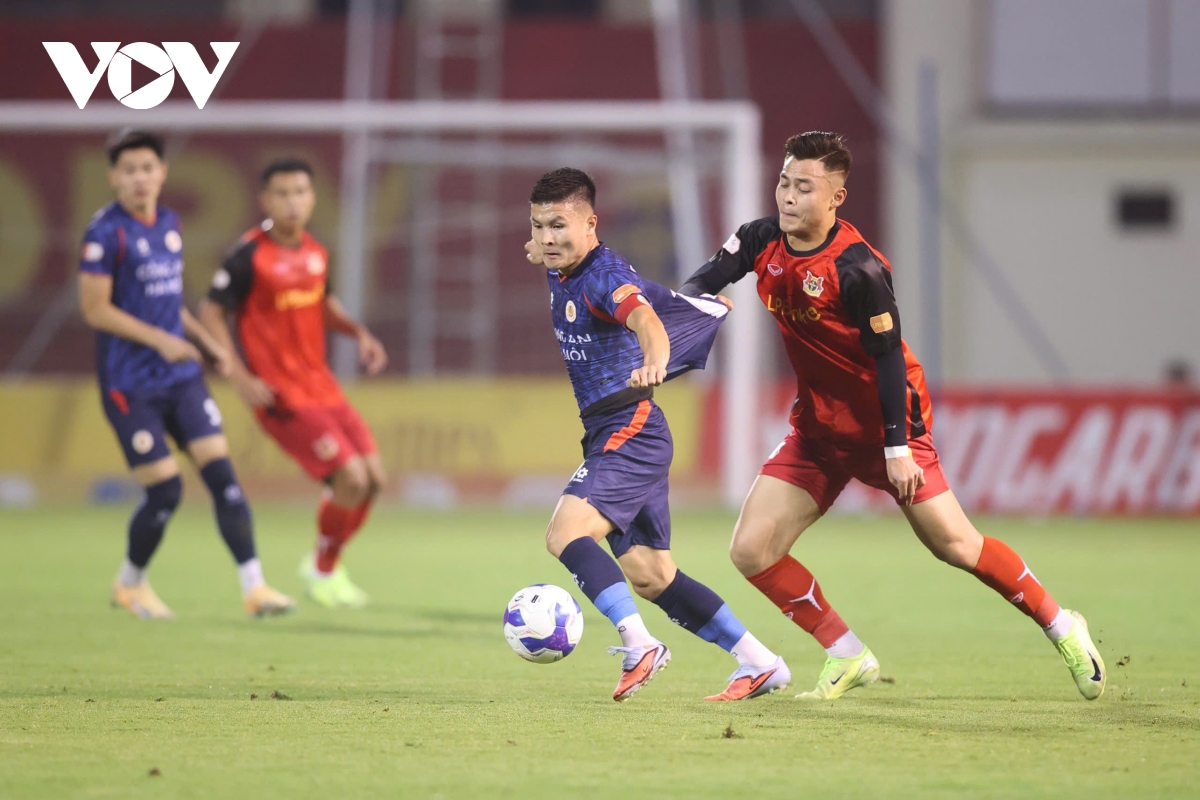 ket qua vong 16 v-league cahn danh bai ninh binh, cung co ngoi dau bang hinh anh 15