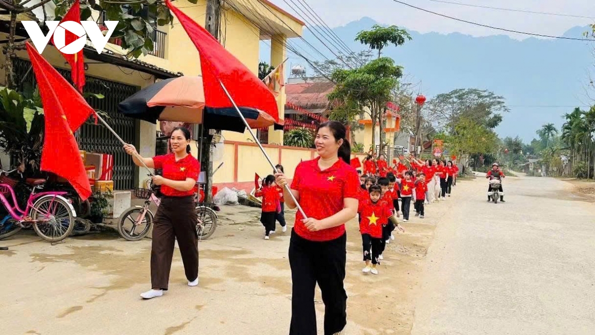 ron rang ngay hoi lon qua man dieu hanh co dong cua hoc sinh mien nui lao cai hinh anh 6