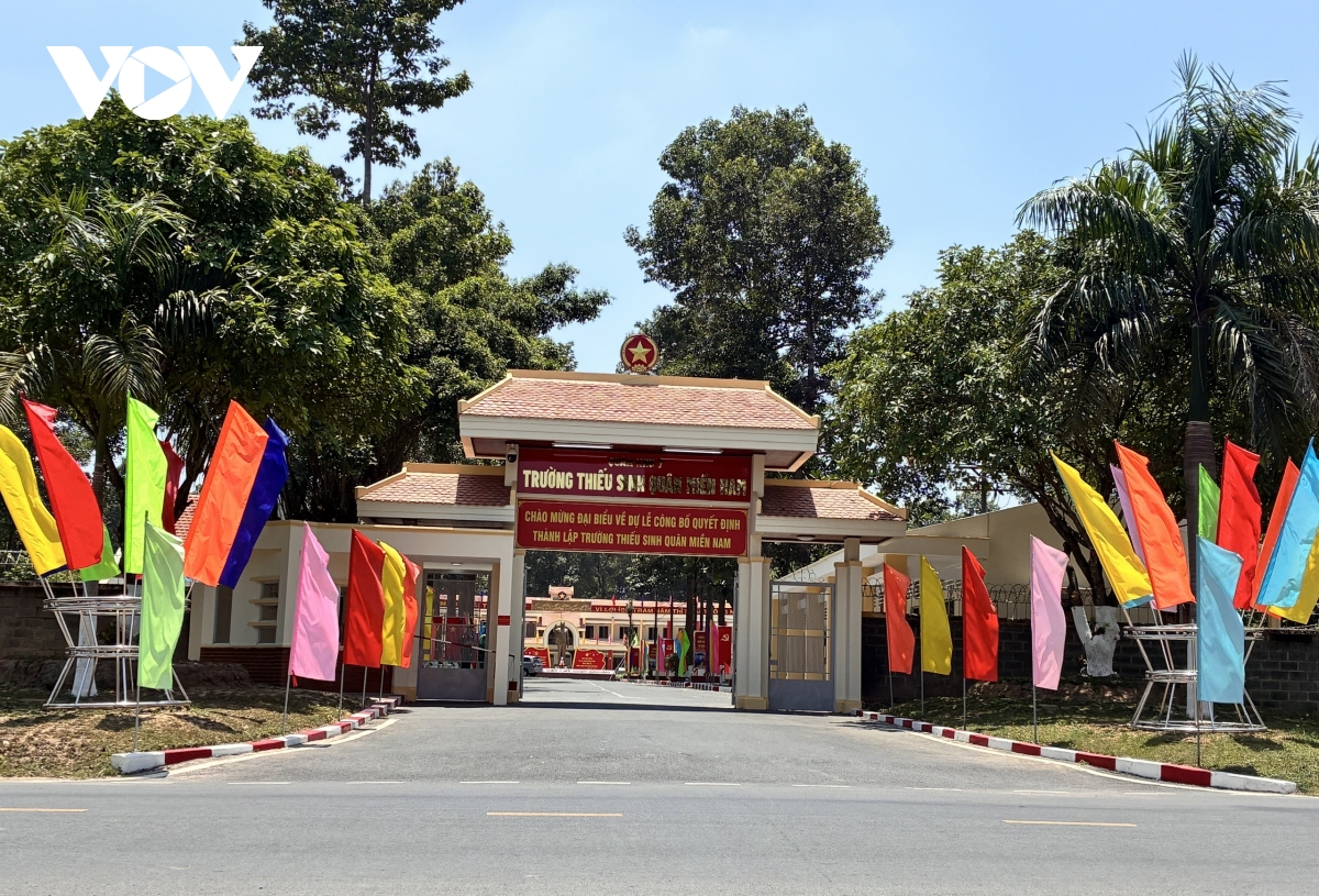 truong thieu sinh quan mien nam dac biet quan tam tre mo coi do covid-19 hinh anh 8