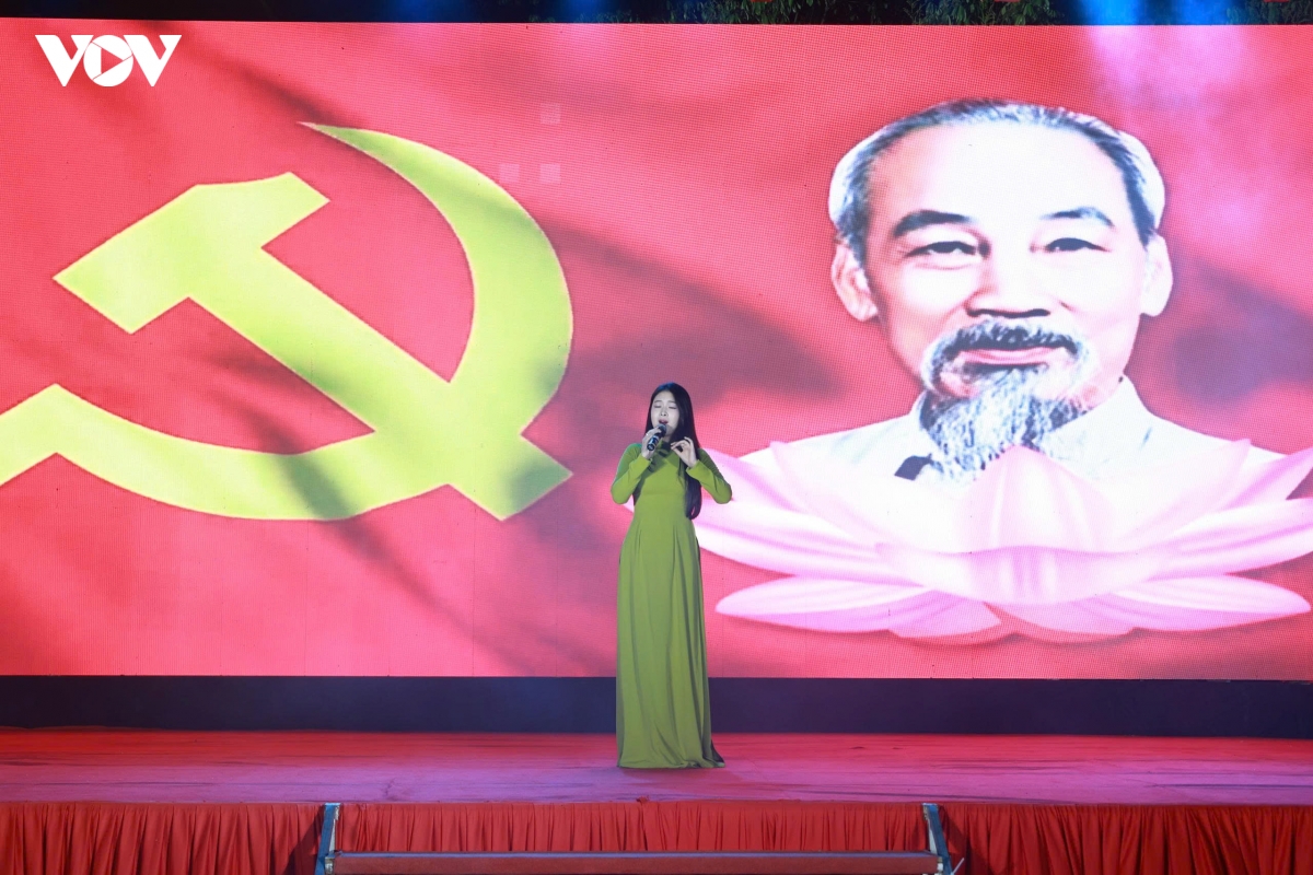 chuong trinh nghe thuat dac sac lan toa niem vui ngay hoi bau cu toan dan hinh anh 8