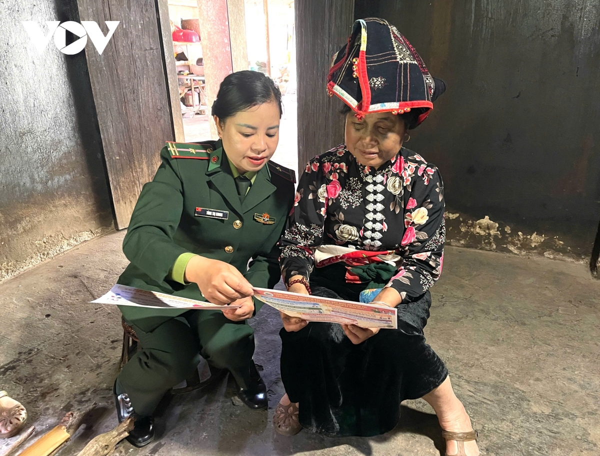 can ngay bau cu, bo doi bien phong son la len nuong, xuong ban de tuyen truyen hinh anh 9