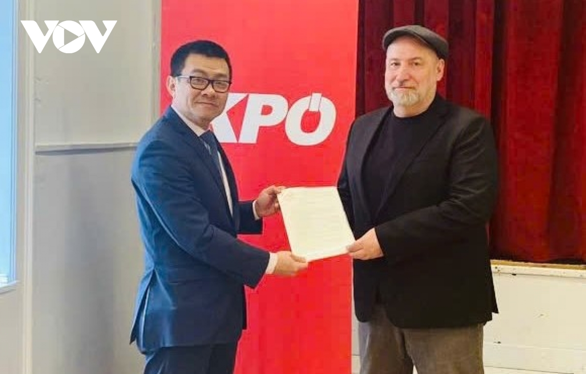 Việt Nam - Áo thúc đẩy hữu nghị và trao đổi kinh nghiệm lãnh đạo