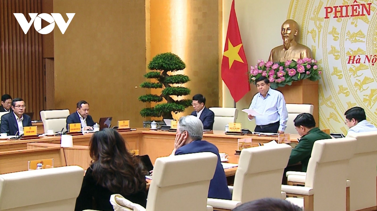 vietnam s semiconductor development must deliver tangible results deputy pm picture 1