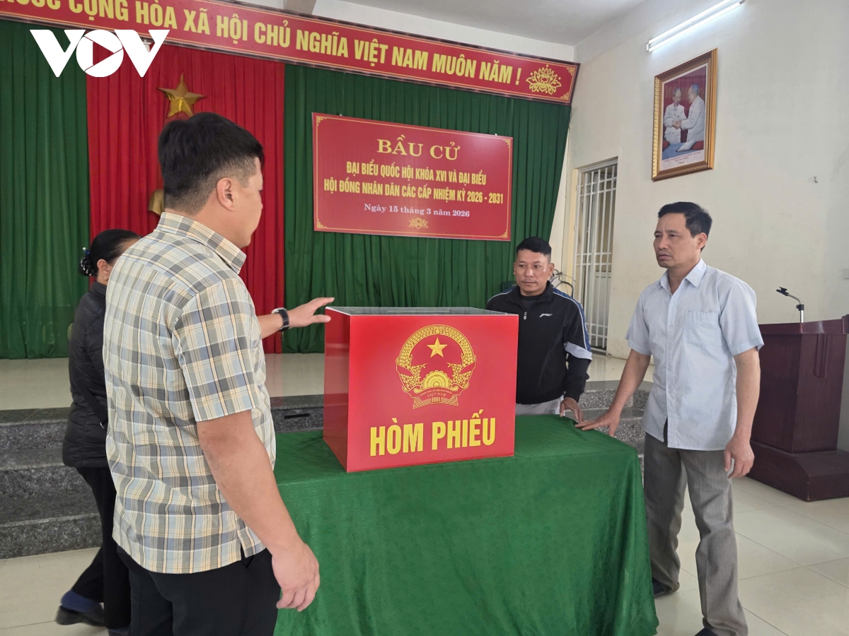 Thanh Hóa: Những lá phiếu từ biển khơi