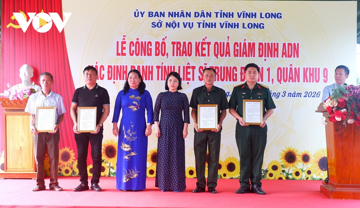 vinh long danh tinh 4 hai cot liet si duoc xac dinh bang cach lay mau adn hinh anh 2