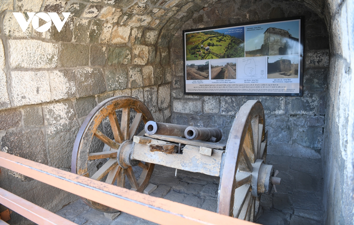 daulatabad - phao dai hung vi va kien co bac nhat cua An Do thoi trung co hinh anh 14