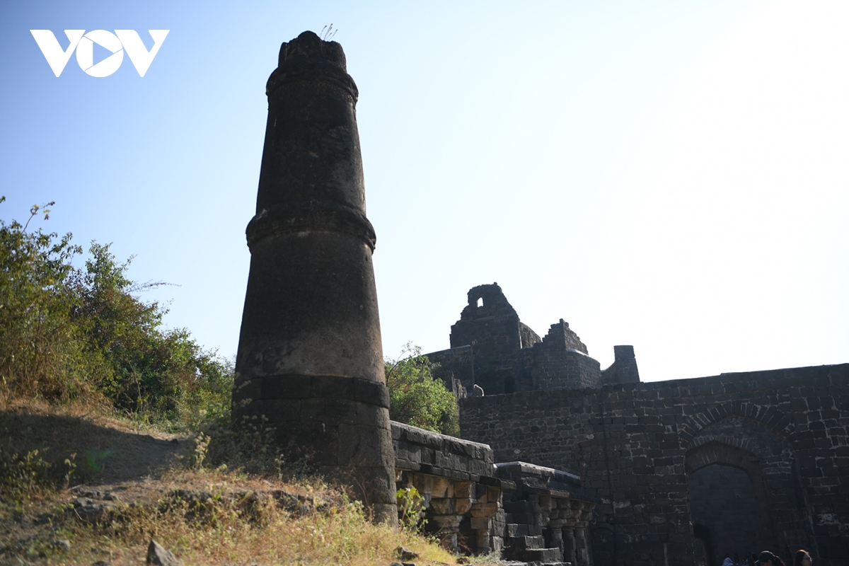 daulatabad - phao dai hung vi va kien co bac nhat cua An Do thoi trung co hinh anh 12