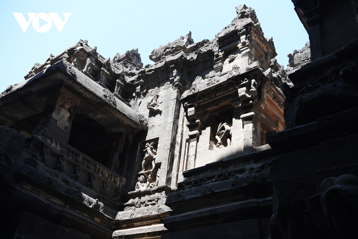 quan the hang dong ellora - ky quan kien truc trong long nui hinh anh 5