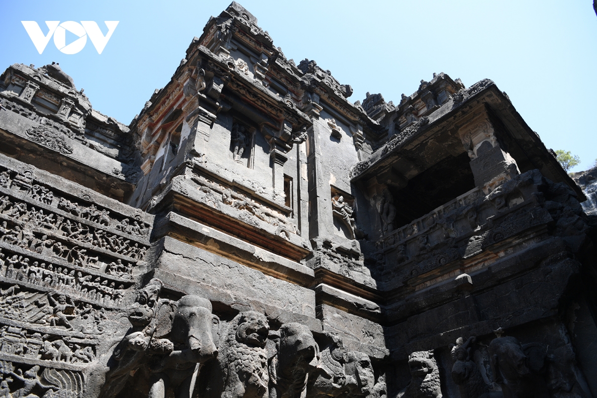 quan the hang dong ellora - ky quan kien truc trong long nui hinh anh 8