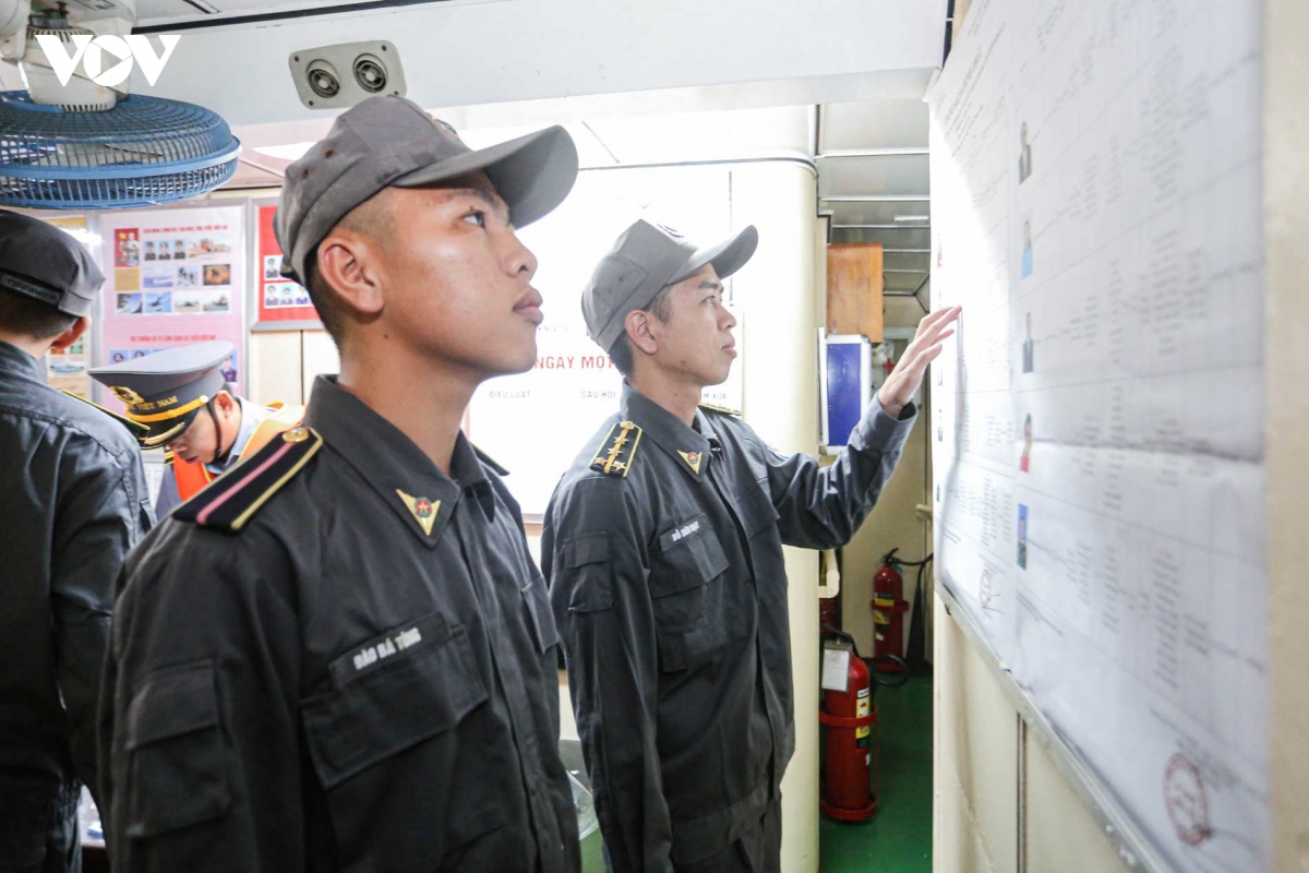 bau cu dem tren vung bien gioi bien hinh anh 11