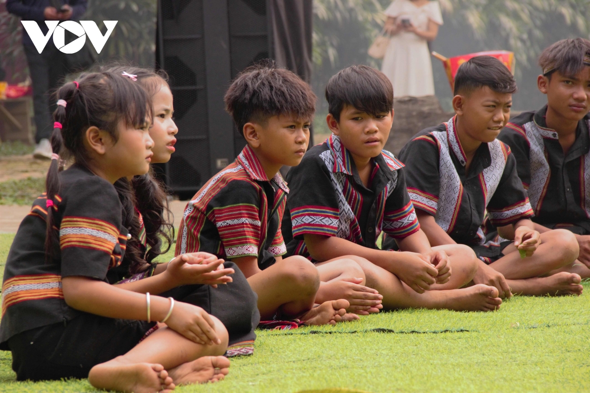 tung bung tai hien le cau phuc, cau an dau xuan cua nguoi s tieng hinh anh 12