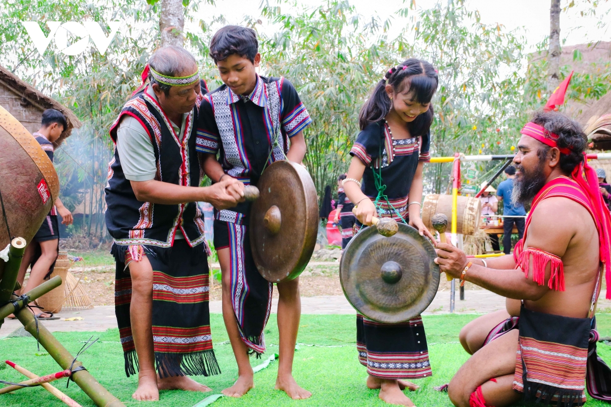  xuan goi tu buon lang - thanh am van hoa s tieng hinh anh 14