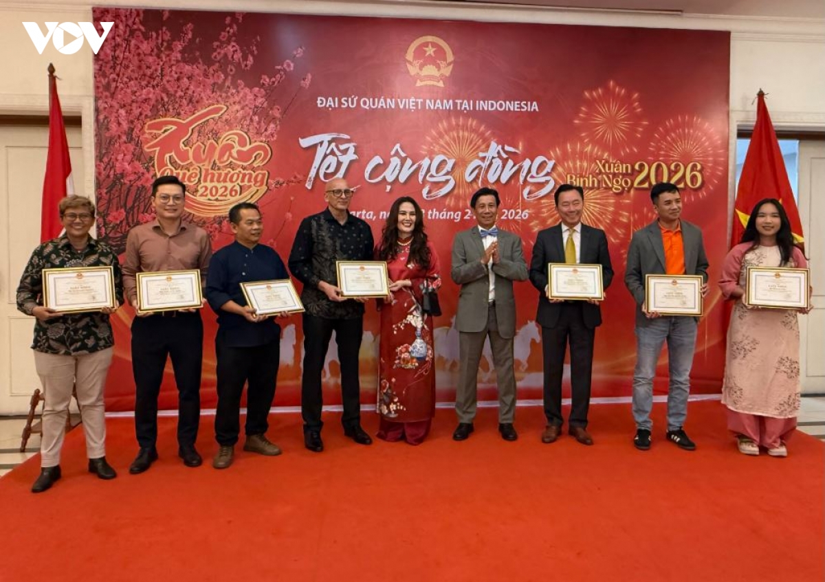 the he tre viet nam tai indonesia gui gam ky vong vao quoc hoi khoa moi hinh anh 1