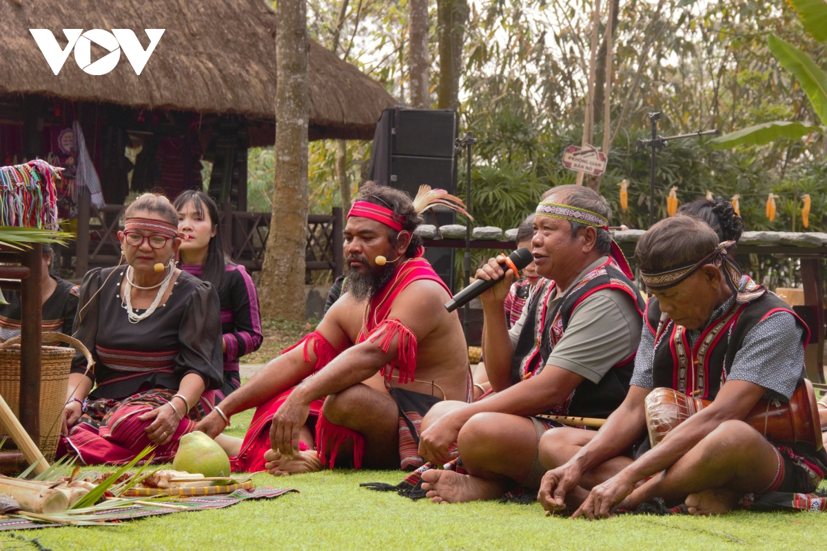 tung bung tai hien le cau phuc, cau an dau xuan cua nguoi s tieng hinh anh 9