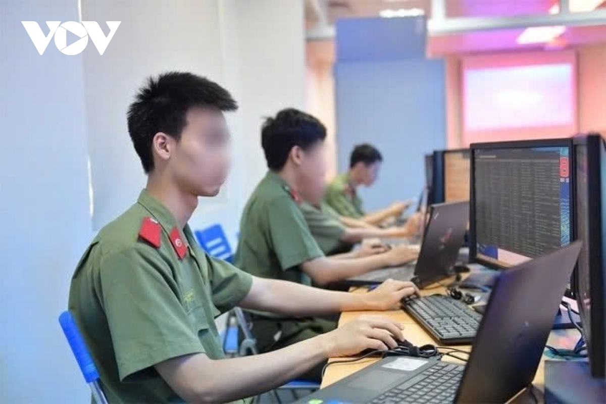 bo cong an de xuat phat den 30 trieu dong voi hanh vi dua bi mat ca nhan len mang hinh anh 1