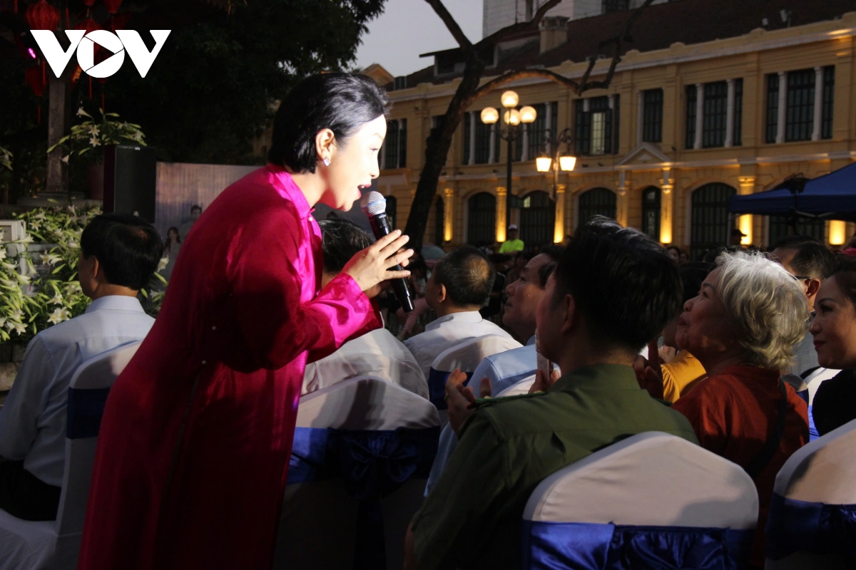  ha noi binh yen - khi am nhac ke cau chuyen van hoa thu do hinh anh 7