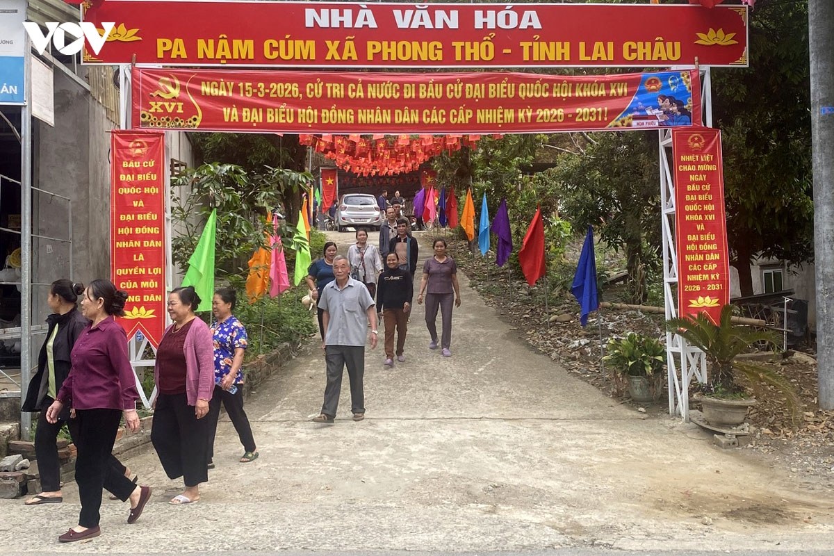 ron rang khong khi bau cu noi bien cuong lai chau hinh anh 3