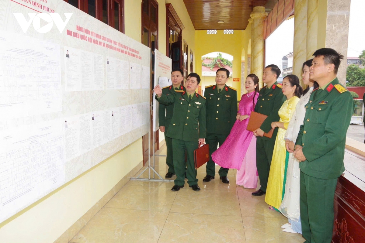 Mỗi cán bộ, chiến sĩ là một tuyên truyền viên tích cực cho cuộc bầu cử