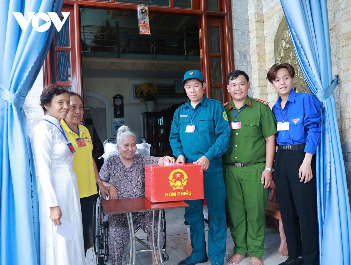 tuong thuat truc tiep ngay hoi toan dan 15 3 2026 hinh anh 222