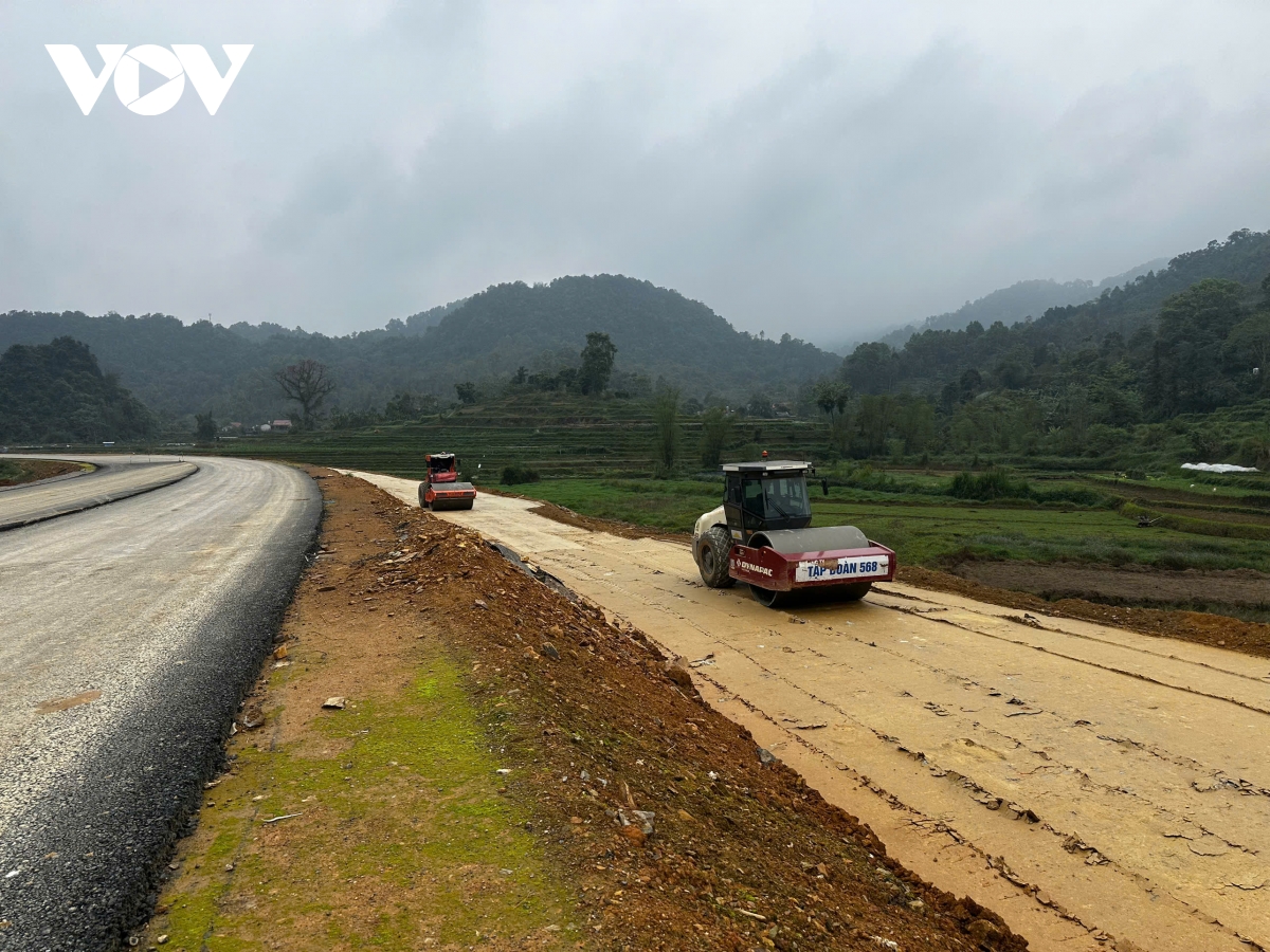 cao bang day nhanh tien do gpmb giai doan 2 cao toc Dong Dang - tra linh hinh anh 3