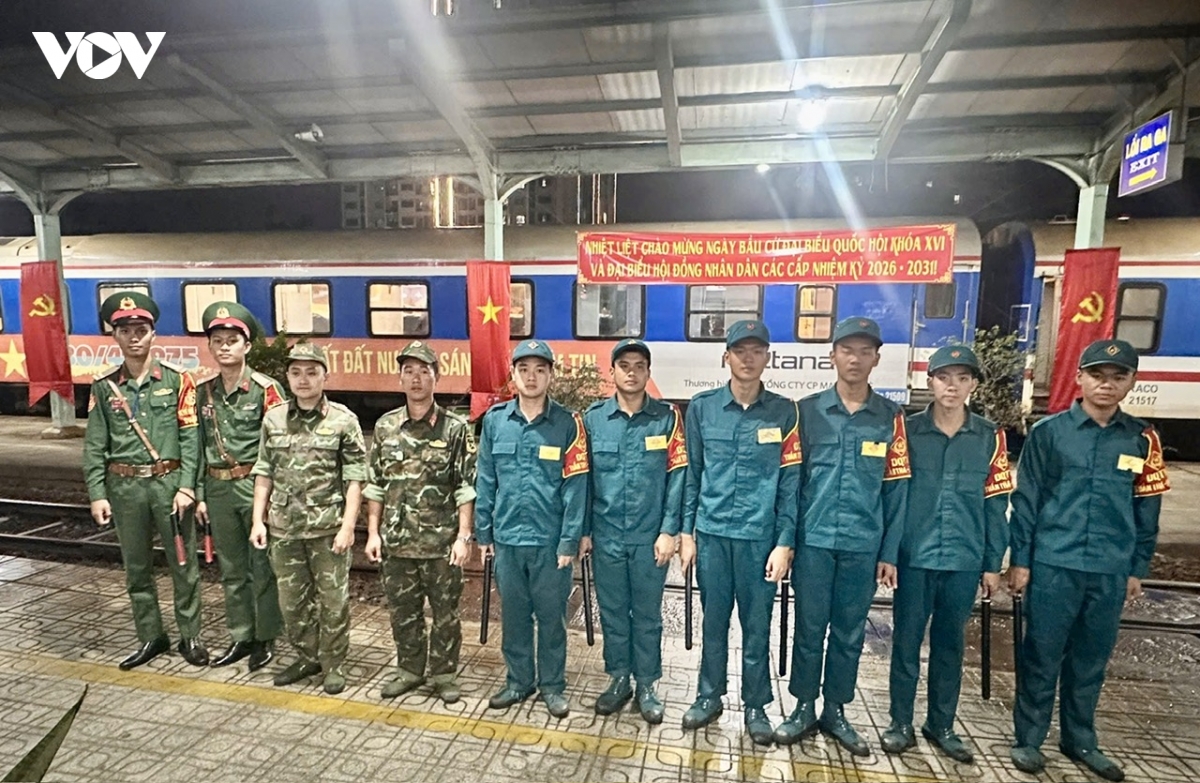 bo xay dung thi sat hien truong vu va cham duong thuy tai cau ghenh o Dong nai hinh anh 3