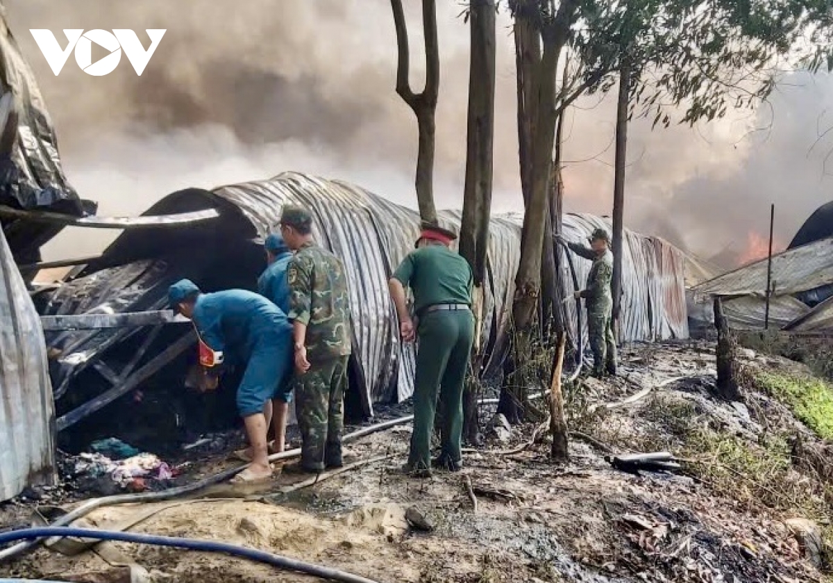 Điều tra nguyên nhân 2 vụ cháy trong ngày ở Đồng Nai