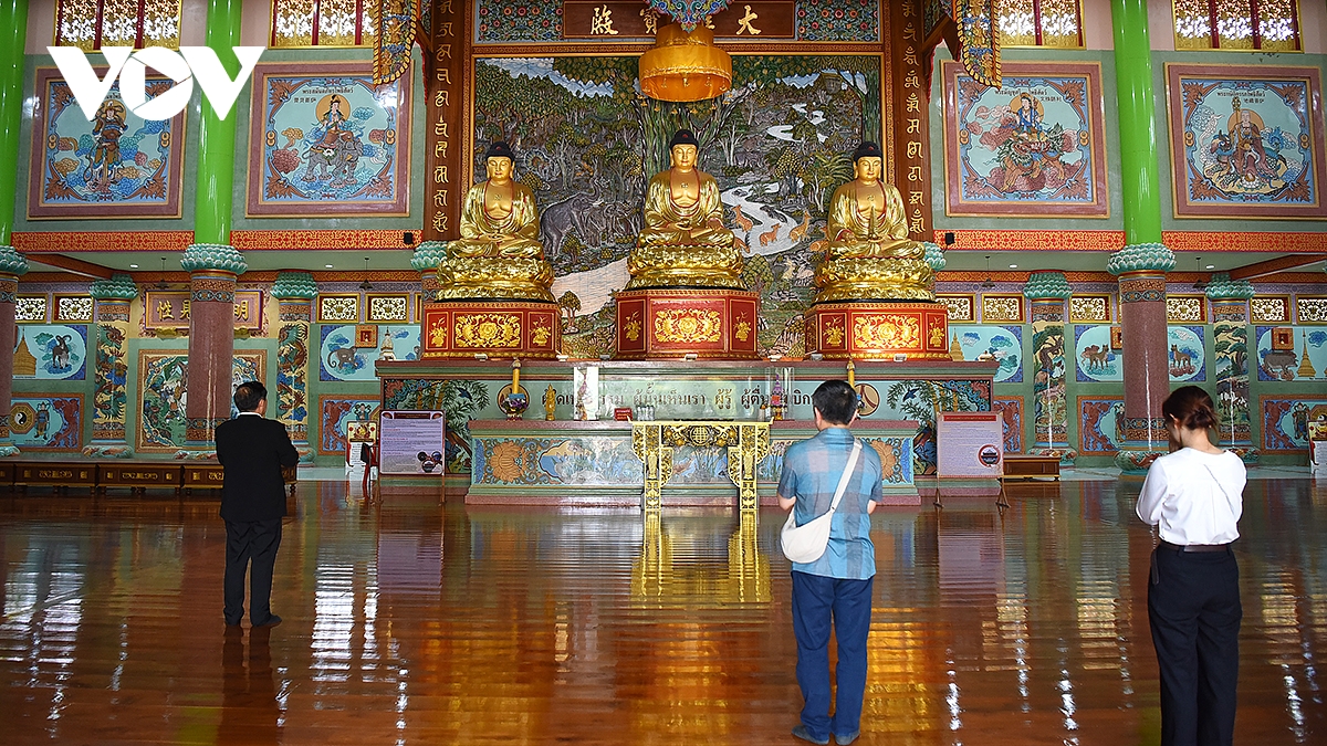 khanh tho - ngoi chua viet doc dao tai tinh kanchanaburi thai lan hinh anh 11