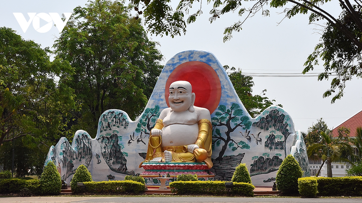 khanh tho - ngoi chua viet doc dao tai tinh kanchanaburi thai lan hinh anh 12