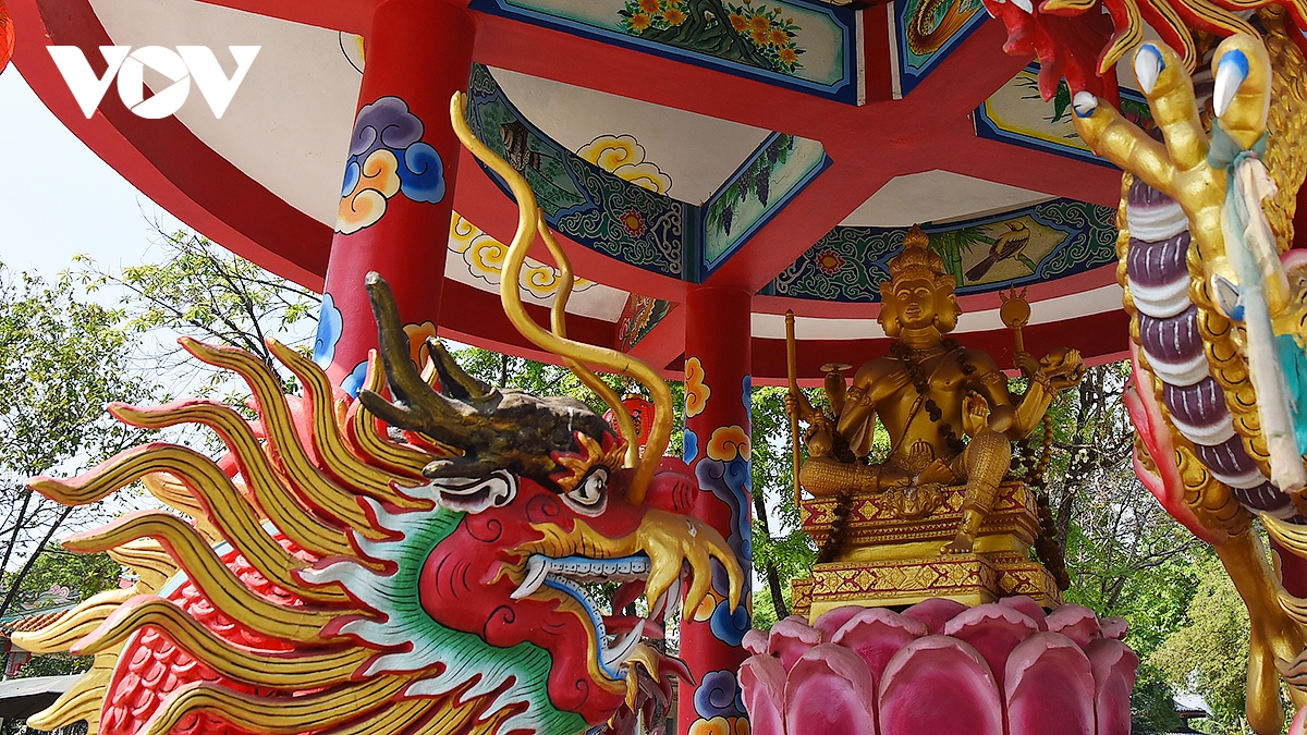 khanh tho - ngoi chua viet doc dao tai tinh kanchanaburi thai lan hinh anh 5