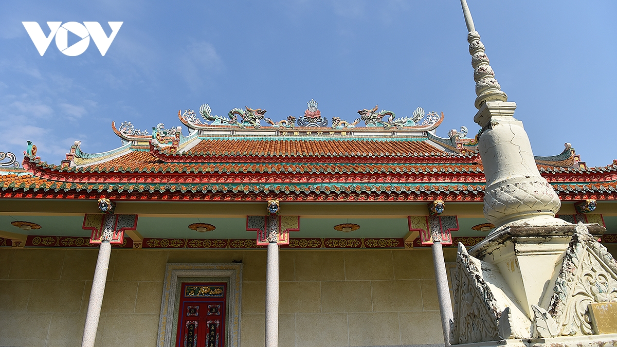 khanh tho - ngoi chua viet doc dao tai tinh kanchanaburi thai lan hinh anh 7