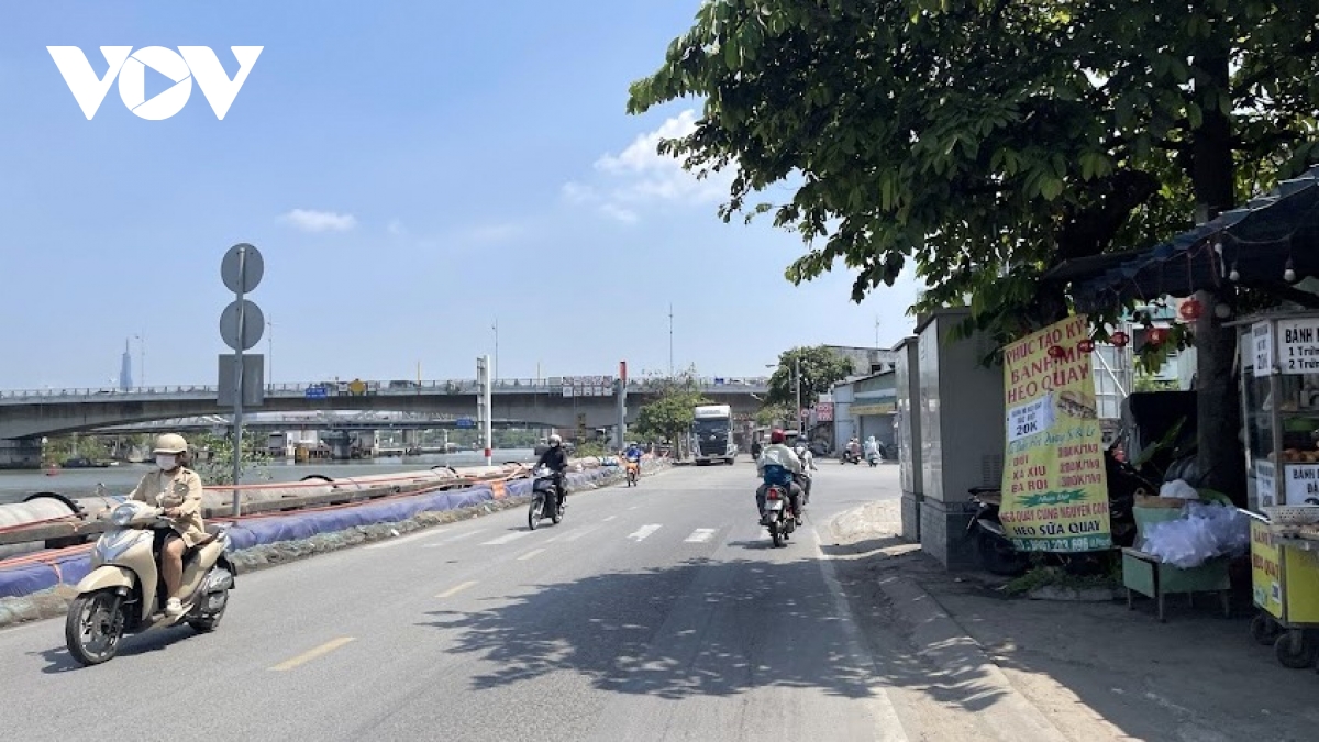 ket xe, ngap nuoc keo dai o tp.hcm Dung de niem tin cua cu tri nguoi tat hinh anh 2