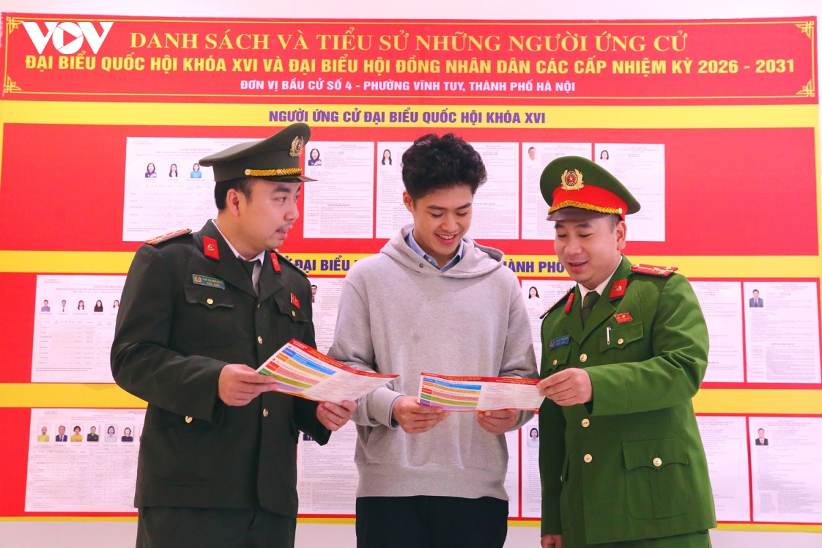 cong an tp ha noi dam bao tuyet doi an ninh, an toan cho ngay bau cu hinh anh 3